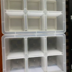 Ice cube tray